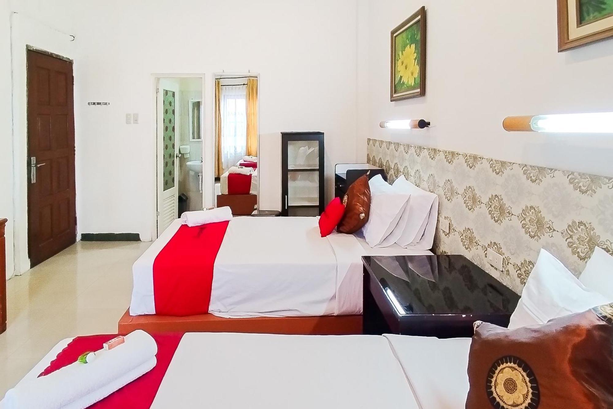 Reddoorz Near Focal Point Medan Hotel Sunggal Bagian luar foto