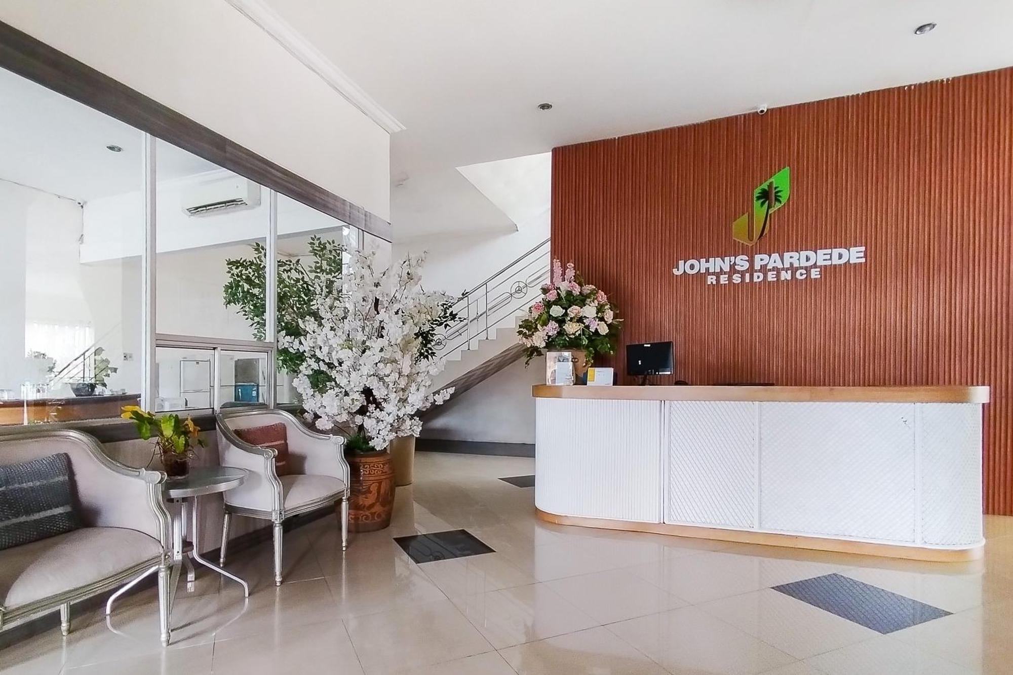 Reddoorz Near Focal Point Medan Hotel Sunggal Bagian luar foto